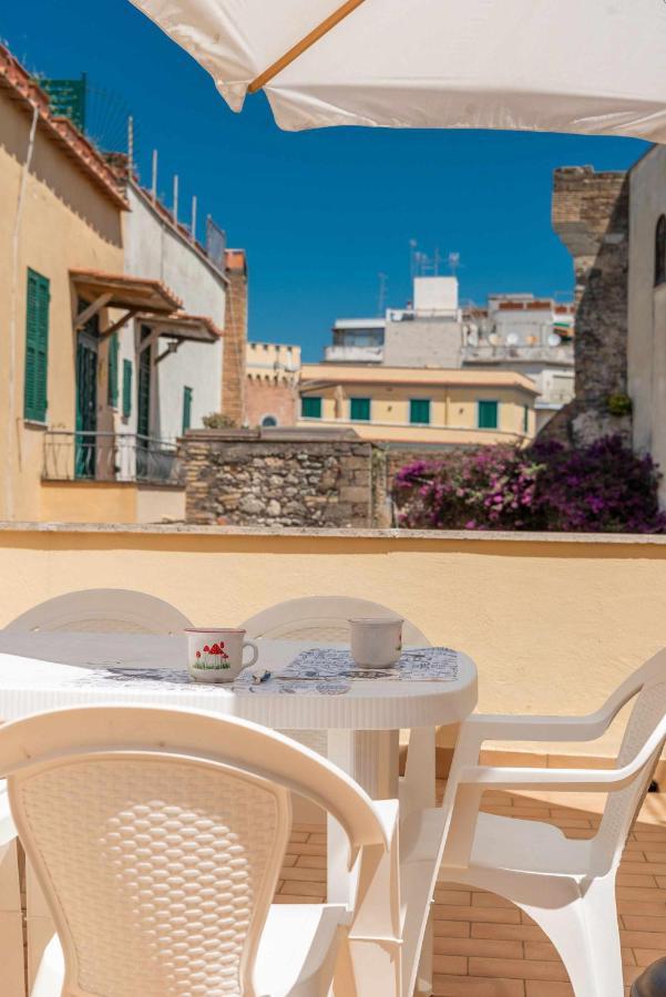 Granny S House Nettuno Villa Bagian luar foto