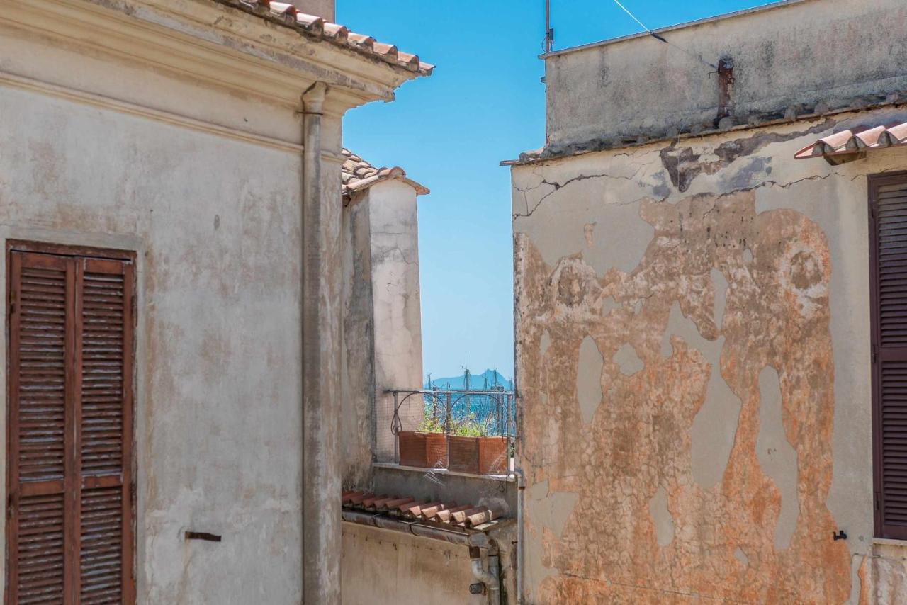 Granny S House Nettuno Villa Bagian luar foto
