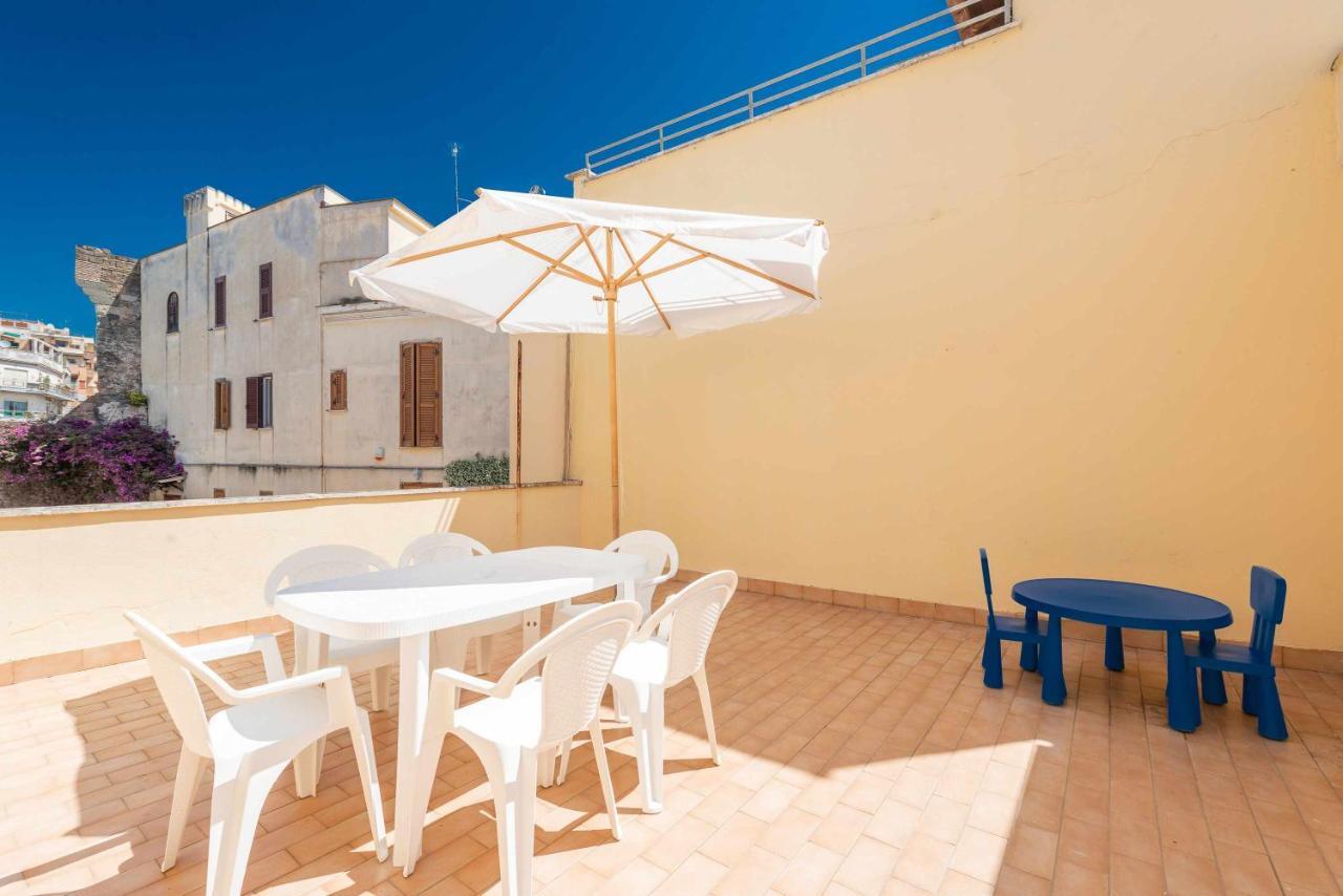 Granny S House Nettuno Villa Bagian luar foto
